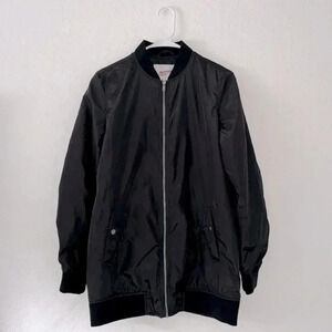 90s Y2K jacket‎ small black wind breaker style jacket snap button pockets basic